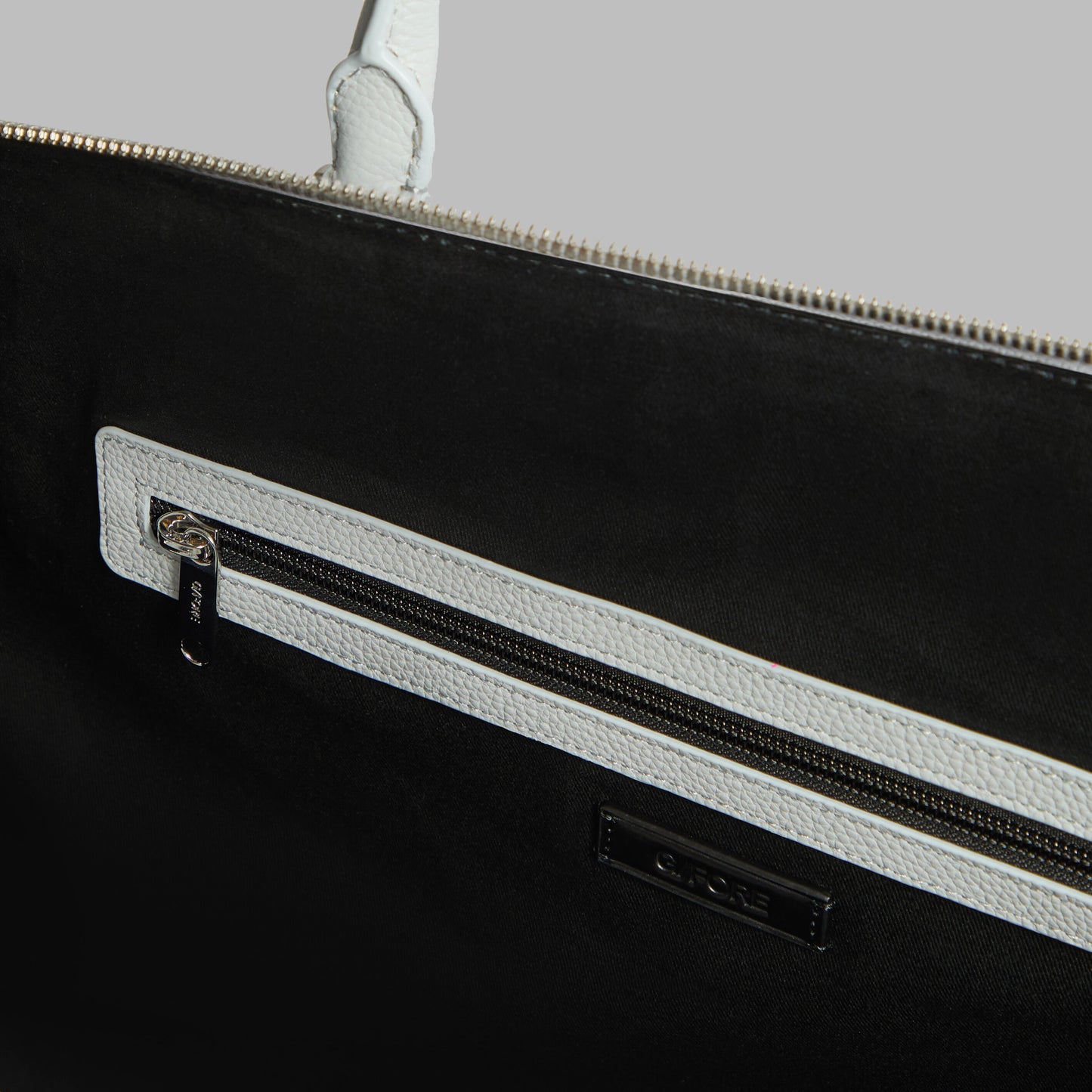 G/FORE - EMBOSSED SKULL & TEES LEATHER WEEKENDER